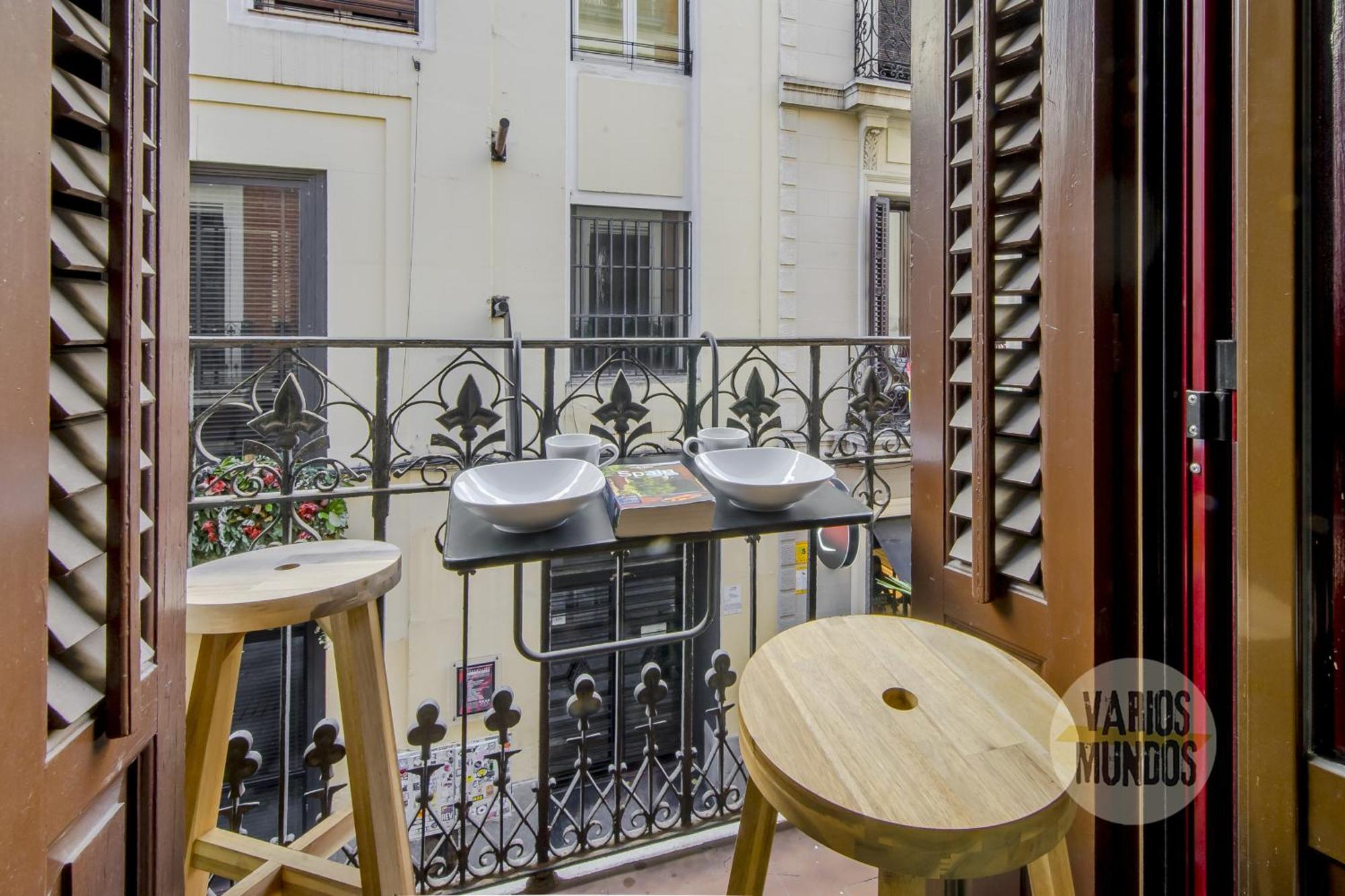 Beautiful Loft Para 3Pax En Huertas-Cortes Мадрид Экстерьер фото